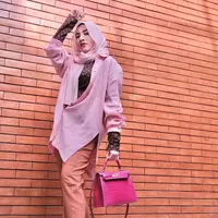 Disebut-sebut sebagai Crazy Rich Malang, pasangan suami ini semakin populer, apalagi kini sang Shandy Purnamasari tampil berbeda. (Foto: Instagram/ Shandypurnamasari)