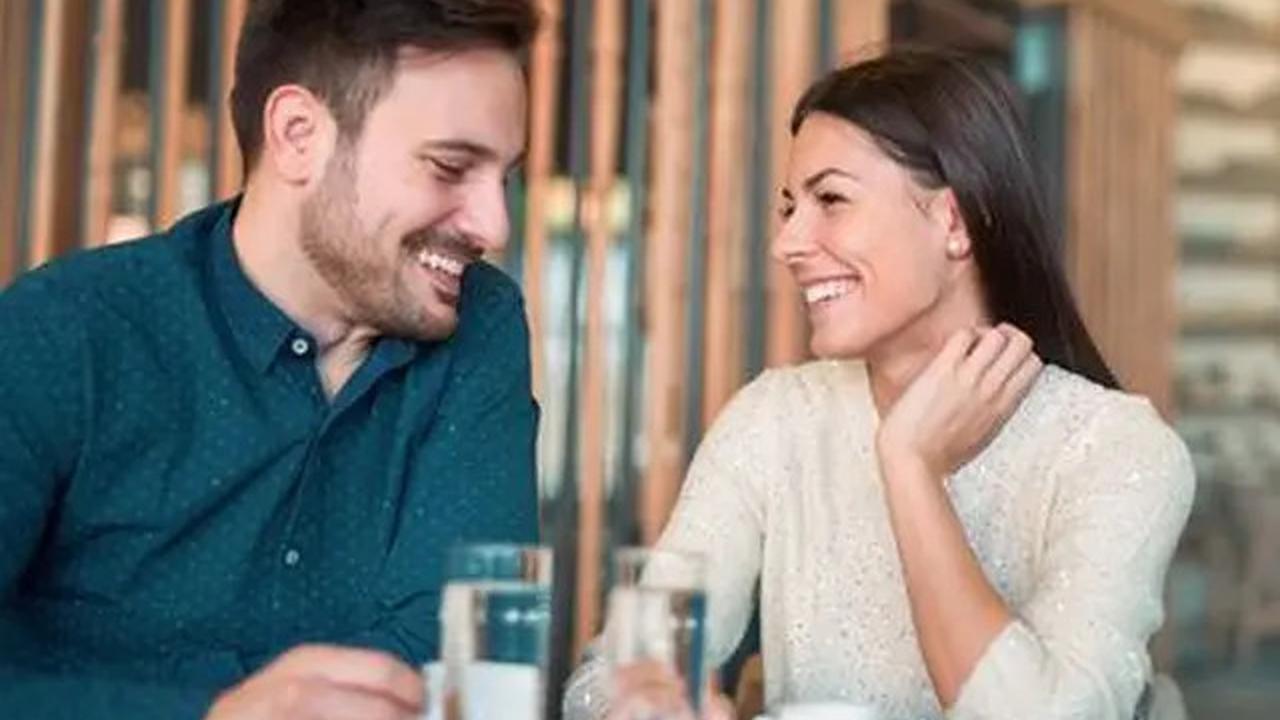 5 Sikap Perempuan Penyayang yang Membuat Pria Terpesona