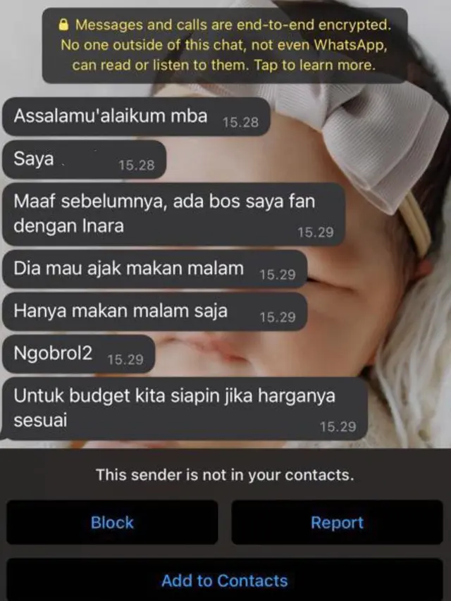 Inara mendapat ajakan makan malam oleh seorang bos, yang mengaku mengidolakannya (https://www.instagram.com/p/CtRsdq6JGmn/)