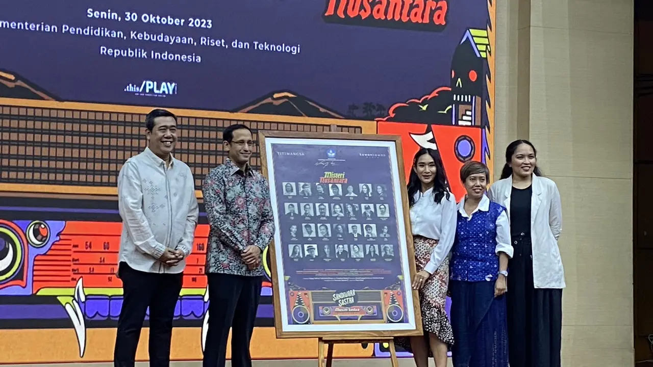 Konferensi Pers dan Peluncuran Sandiwara Sastra Musim Kedua, di kantor Kemendikbudristek, Jakarta Pusat, Senin, 30 November 2023.