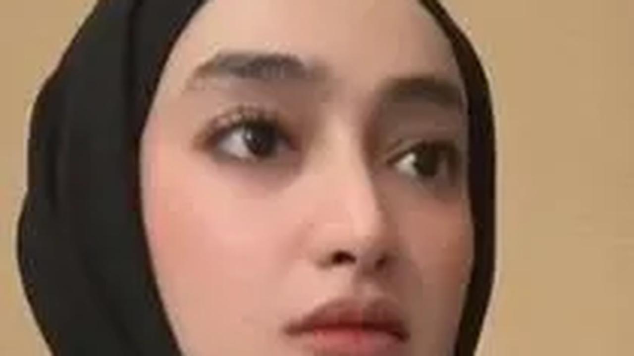 Potret Lawas Santyka Fauziah Sebelum Resmi Jadi Pacar Sule