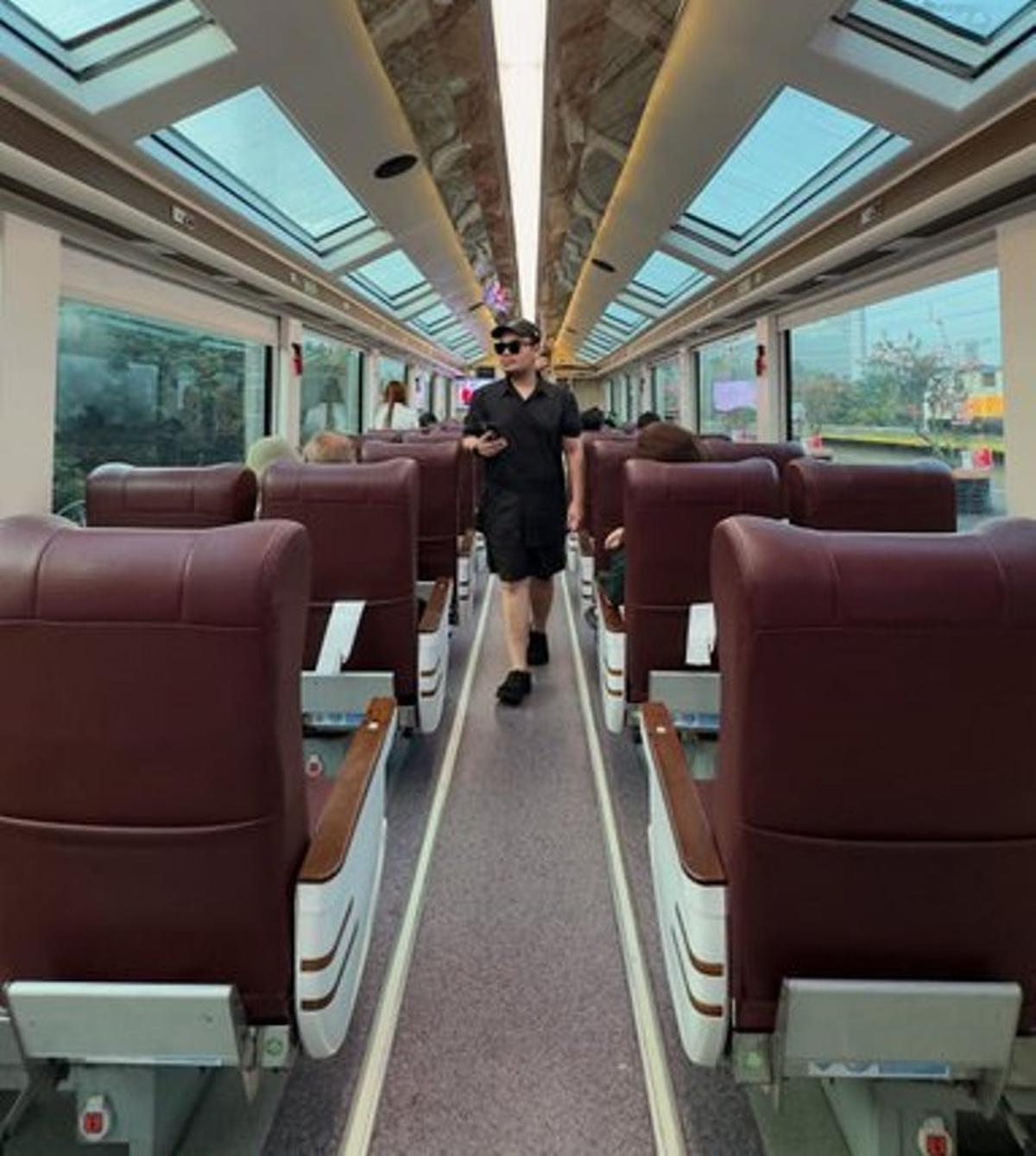 Turis Malaysia Kagumi Kereta Panoramic, Ungkap Waktu Terbaik Mendapatkan Pemandangan Indah
