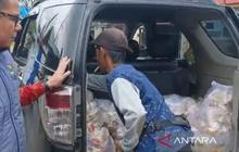 Pemkab Solok Salurkan Ribuan Paket Makanan, Pastikan Bantuan Banjir Solok Tepat Sasaran