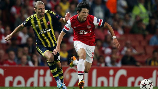Foto: Demi Menggaet Pasar Asia, Arsenal Pernah Diperkuat 6 Pesepak Bola Asal Asia Berikut di Liga Inggris