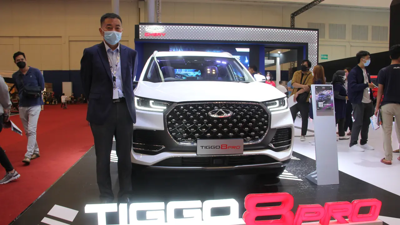MPV Chery