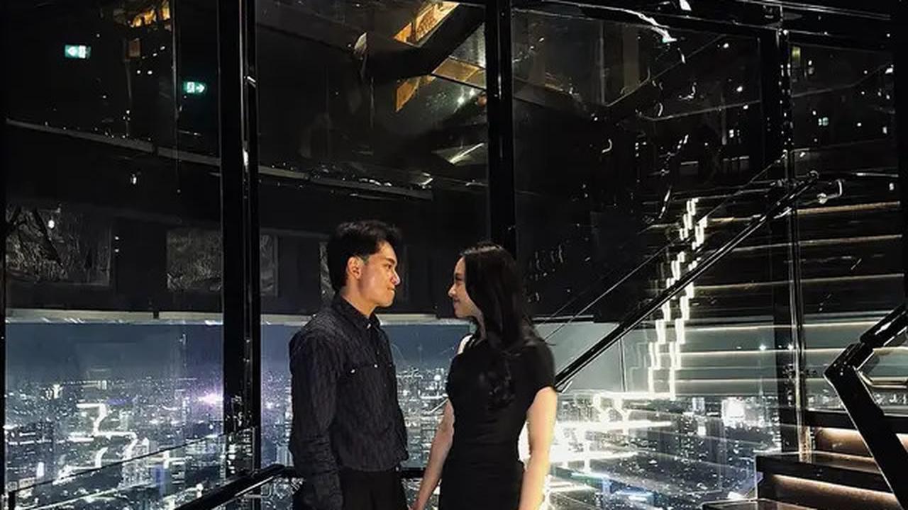 6 Potret Artis Bareng Pacar di Momen Natal 2024, Lyodra -- Randy Martin Makin Lengket