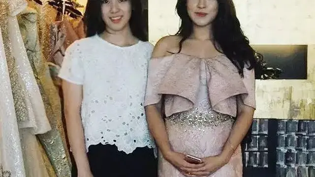 Chef Devina Hermawan bersama Raisa. (Foto: Dream)