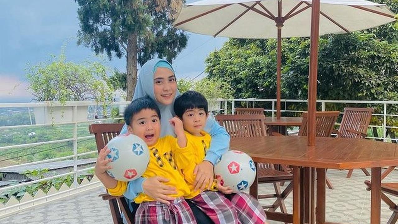 Potret Kehidupan Anak Ustaz Solmed dan April Jasmine, Lucu dan Menggemaskan