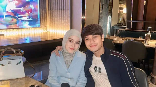 Inspirasi hijab outfit ala Lesti Kejora (Instagram/@lestikejora)