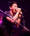 Ariel, Uki, Lukman, dan David yang tergabung dalam grup band NOAH kembali menghibur para penggemar  di atas panggung Foundry 8, SCBD, Sudirman, Jakarta Pusat, Jumat malam (11/12/2015) di event ‘After Hours Music’. (Andy Masela/Bintang.com)