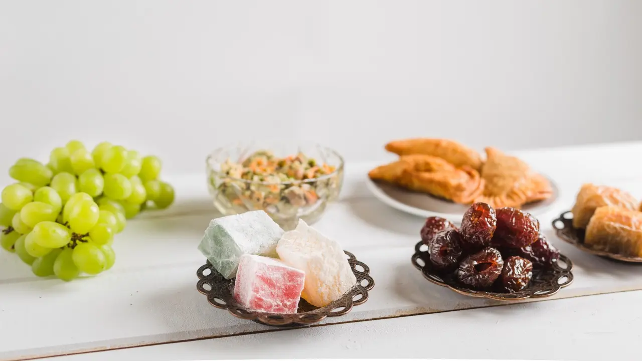 Pilihan Menu Takjil Rendah Gula Agar Tubuh Tetap Segar dan Anti Ngantuk