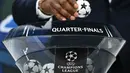 Laga pertemuan pertama perempat final Liga Champions 2023/2024 akan berlangsung 9-10 April 2024. Dan duel kedua digelar pada pekan berikutnya, 16-17 April 2024. (Fabrice COFFRINI/AFP)