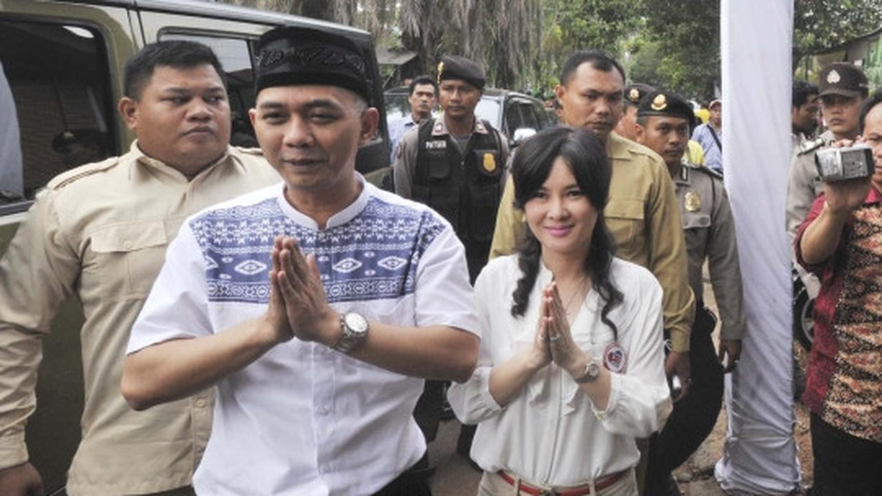 Pasangan Ikhsan Modjo dan Li Claudia Chandra maju di Pilkada Tangsel