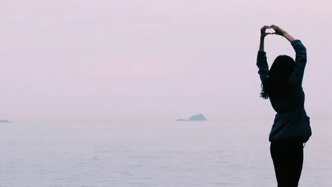 Menjadi orang ketiga tidak akan membuat kamu lebih bahagia / copyright pexels.com