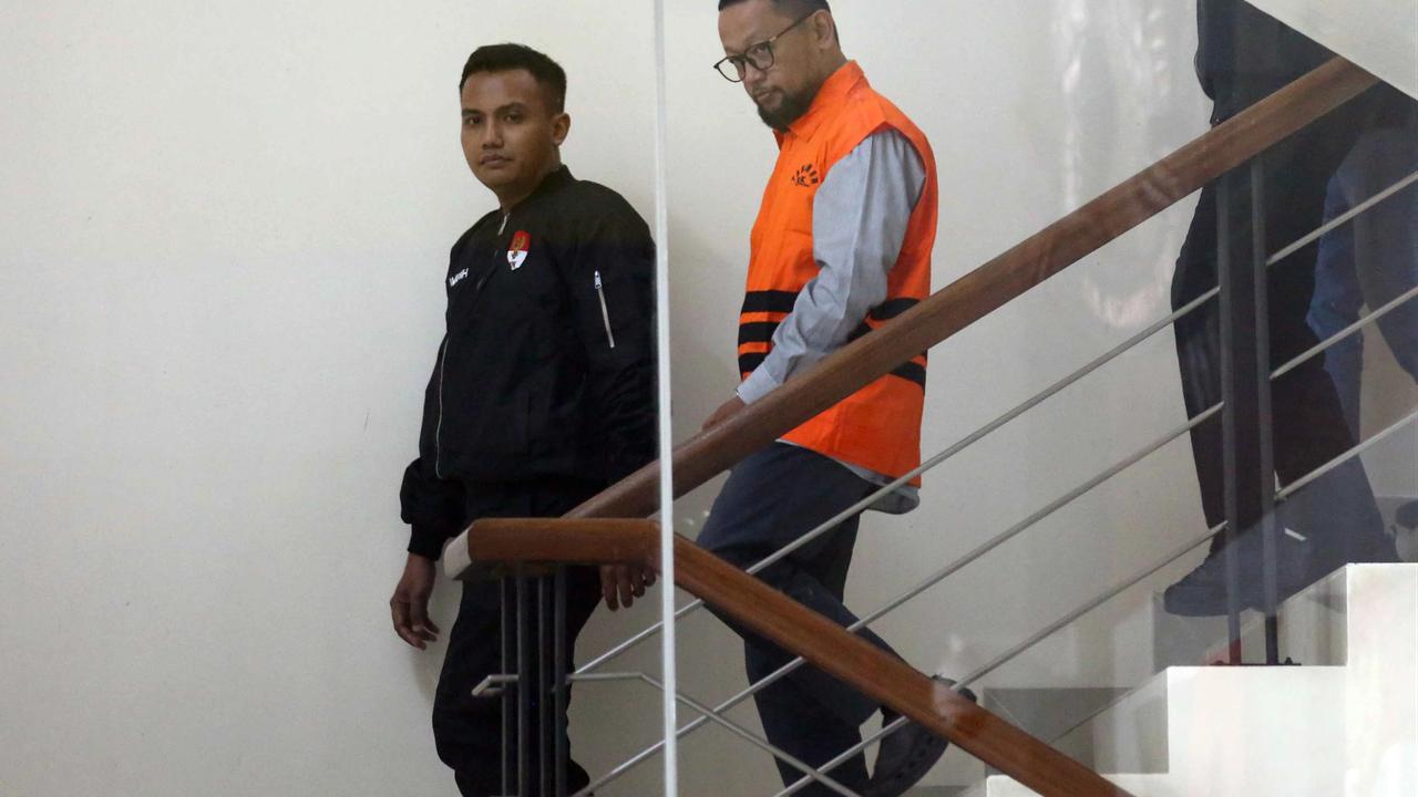 FOTO: Gus Alex Menyusul Yaqut Masuk Tahanan KPK