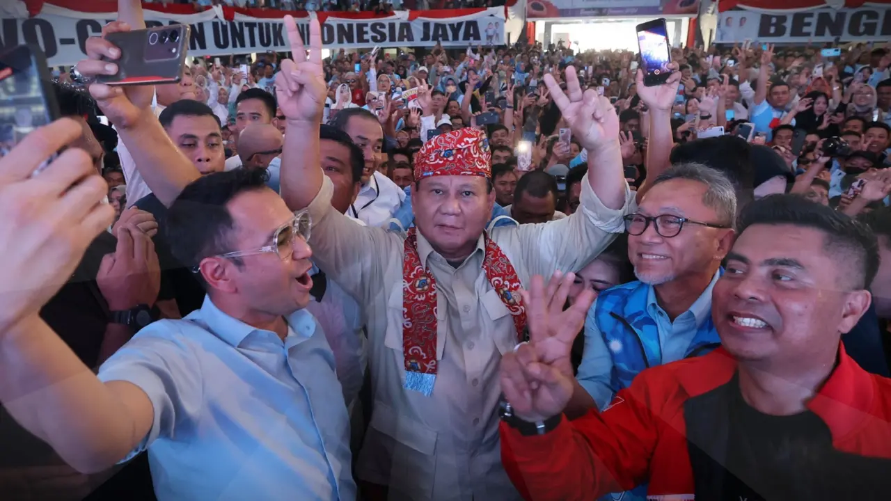 Ketua Umum PAN Zulkifli Hasan berkampanye di Bandar Lampung. Di sana turut hadir calon presiden nomor urut 2, Prabowo Subianto.