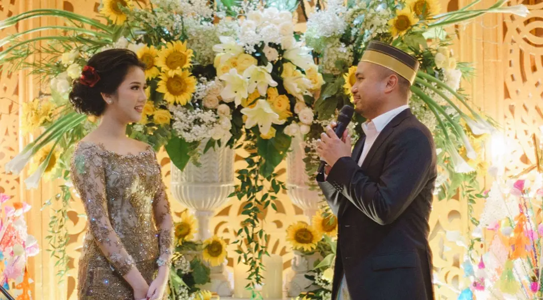 Afie Kalla dan Tistha Nurma resmi tunangan [foto:instagram.com/classytentdecoration]carlitaweddingplanner