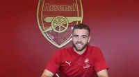 Bek Arsenal, Calum Chambers, menandatangani kontrak baru. (Arsenal)