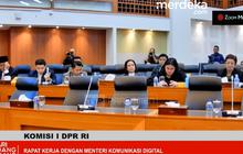 VIDEO: Prihatin DPR Peredaran Konten Porno di WA 'Cewek HOT', Mau Dikirim Biar Menteri Meutya Lihat