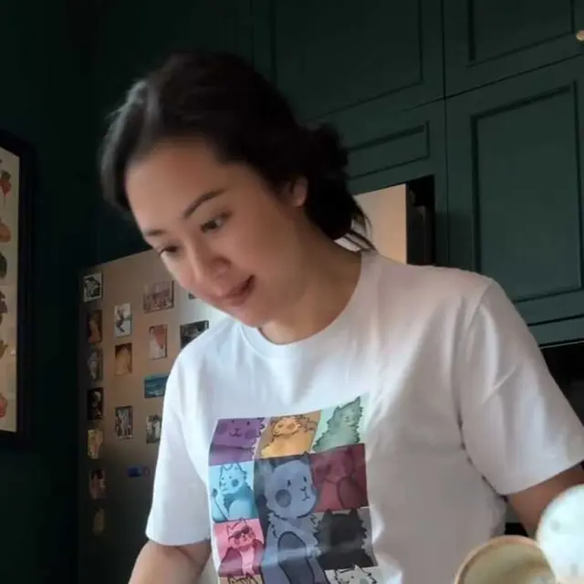 Potret Dapur Rumah Sherina Munaf/Instagram @sherinamunaf