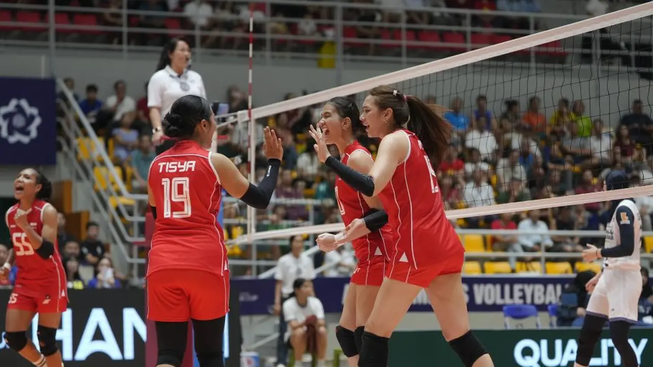 Tim nasional voli putri Indonesia takluk dari Iran dalam laga perdana Grup B AVC Nations Cup 2025 yang berlangsung di Dong Anh Gymnasium, Hanoi, Vietnam, Sabtu (7/6/2025).