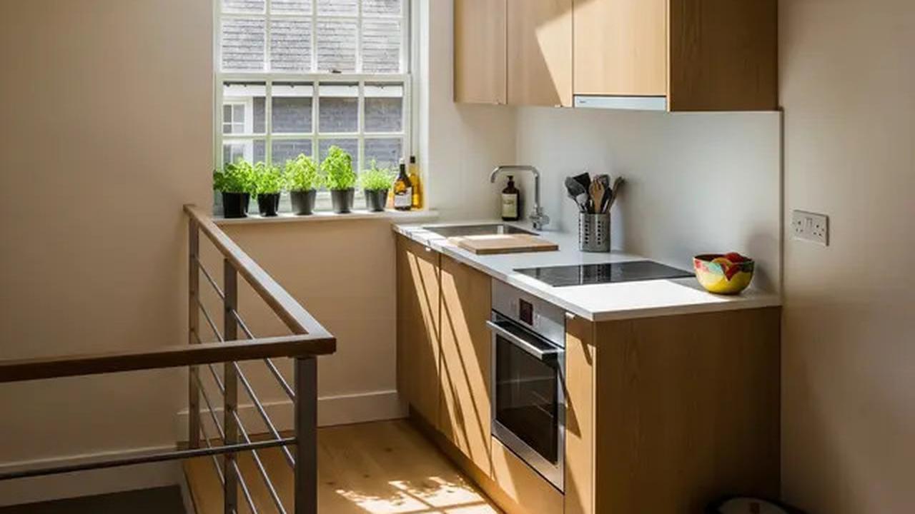 8 Ide Dapur Mezzanine di Rumah Mungil Hemat Biaya, Fungsional tapi Tetap Stylish