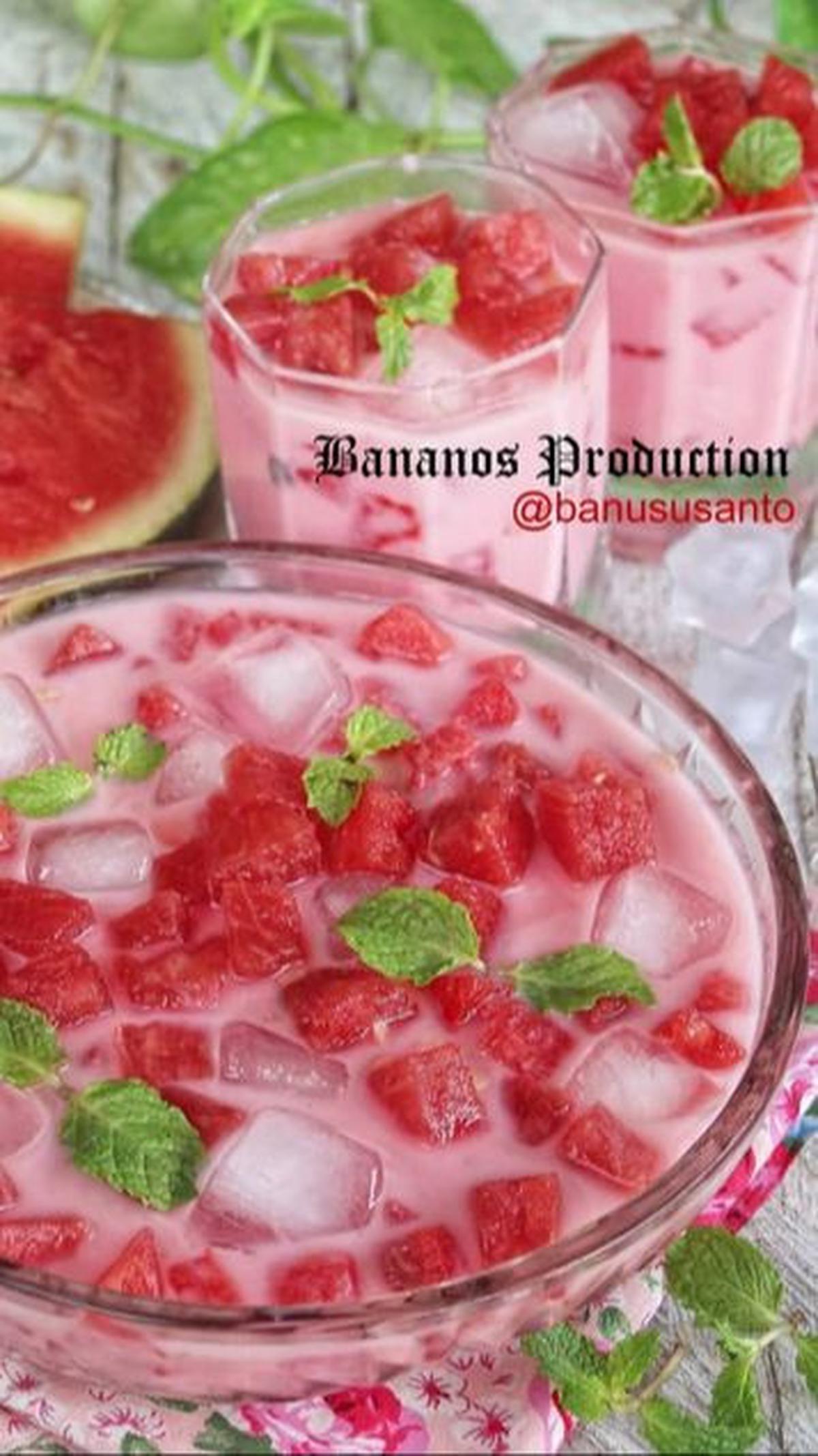 2. Resep Minuman Es Segar: Es Semangka Susu<br>