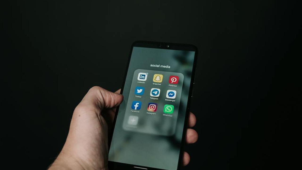 Feed Media Sosial Bisa Ungkap Banyak Hal tentang Dirimu, 5 Hal Ini Mungkin Belum Kamu Sadari
