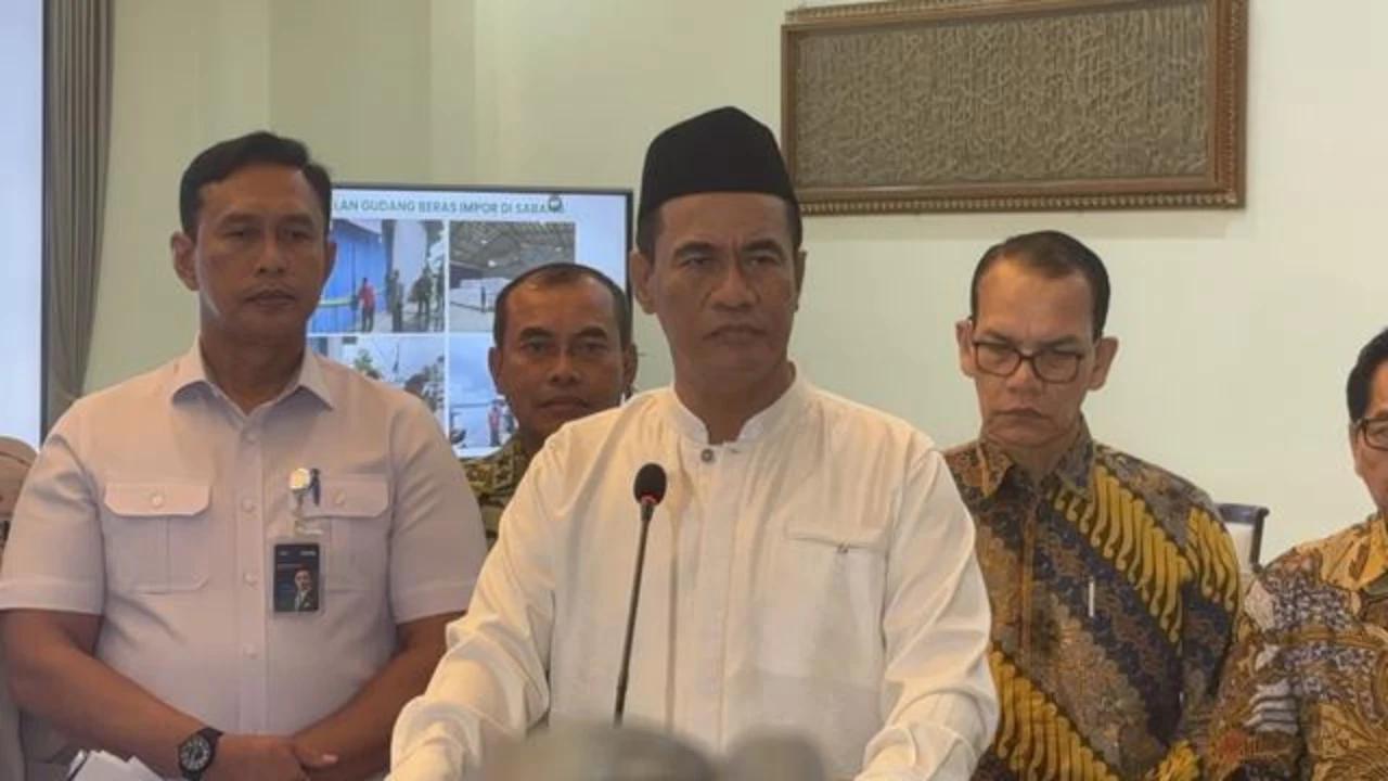 VIDEO: Mentan Telepon Jenderal TNI-Polri, Bongkar Rencana Jahat Impor 250 Ton Beras Ilegal