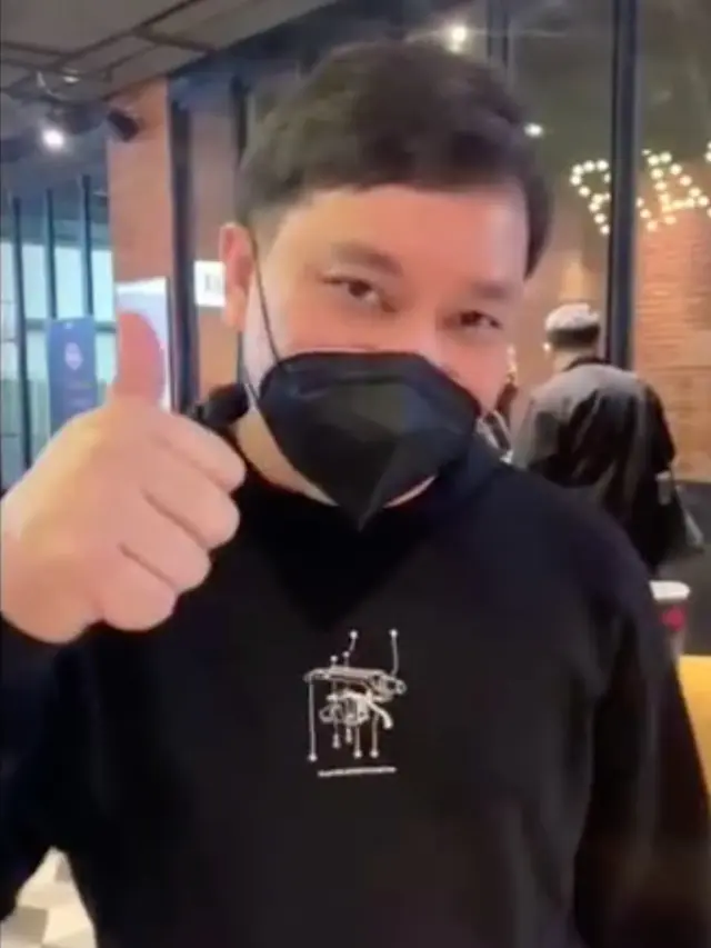 Video Yovie Widianto menyemangati penyanyi Agung Malik Happy. (Foto: Koleksi Pribadi Agung Malik)