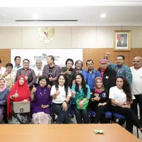 Diskusi Panel: Posisi Tawar Artis di Industri Film, Tivi, dan Iklan