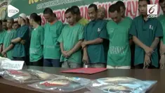 Sebanyak 37 pelaku penyalahgunaan narkoba ditangkap petugas Polrestro Bekasi Kota. Polisi temukan ratusan gram sabu, ganja dan 7 butir pil ekstasi dalam operasi ini.