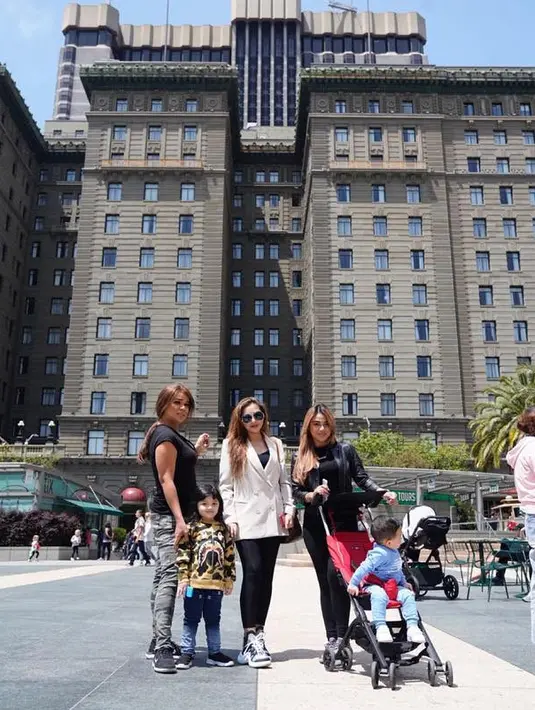 (Instagram/ashanty_ash)