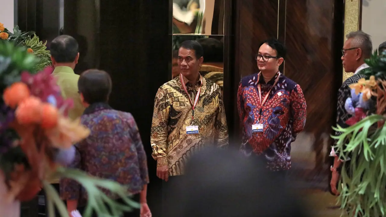 Mentan Amran Dampingi Presiden Jokowi Sambut Sejumlah Tamu Negara Saat Gala Dinner Indonesia - Africa Forum