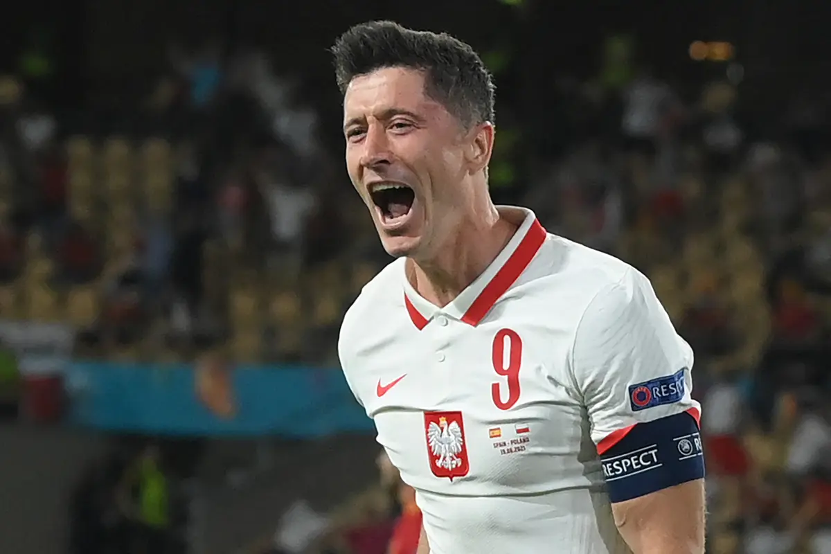 Foto: 7 Striker dengan Catatan Hattrick Terbanyak di Laga Internasional, Cristiano Ronaldo Patahkan Rekor Sven Rydell