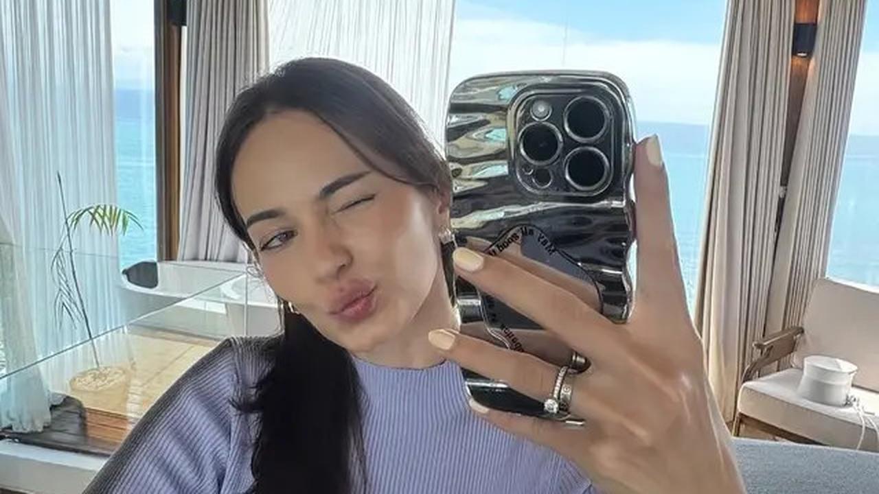 7 Potret Enzy Storia dan Molen Pulang ke Indonesia, Liburan Bak Bulan Madu di Bali