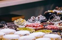 Kisah Inspiratif Mantan Karyawan yang Kini Raup Omzet Jutaan per Bulan dari Kue Tradisional