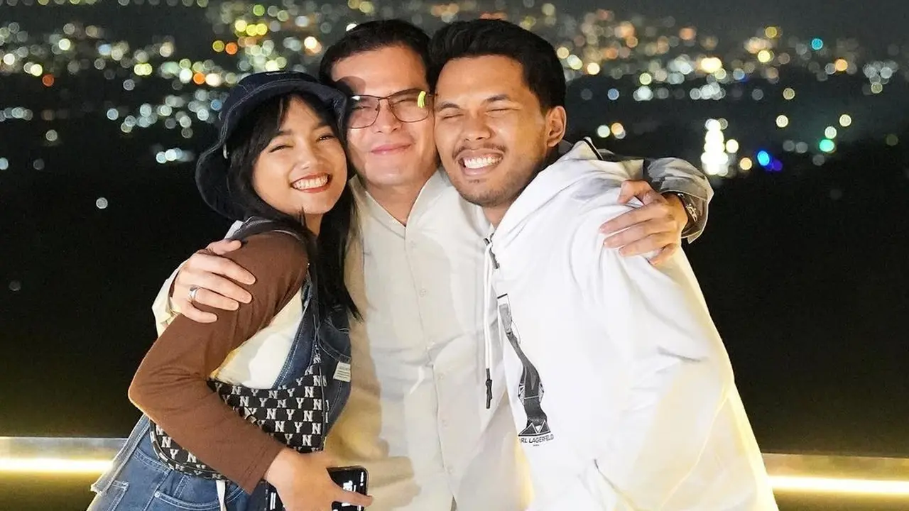 Fuji dan Thariq Halilintar