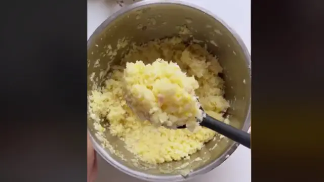 Tingkatkan Cita Rasa Makanan, Begini Trik Mudah Bikin Minyak Bawang Putih Anti Pahit