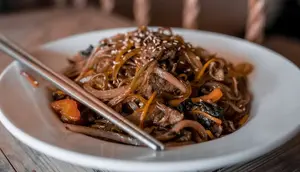 Resep Japchae Saus Tiram Korea yang Gurih dan Kenyal