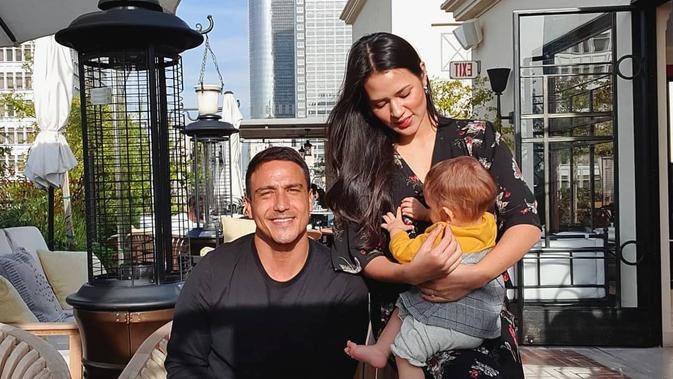 Momen Hamish Daud saat Bersama Putrinya Zalina, Papa Muda Idaman (sumber:Instagram/hamishdw)