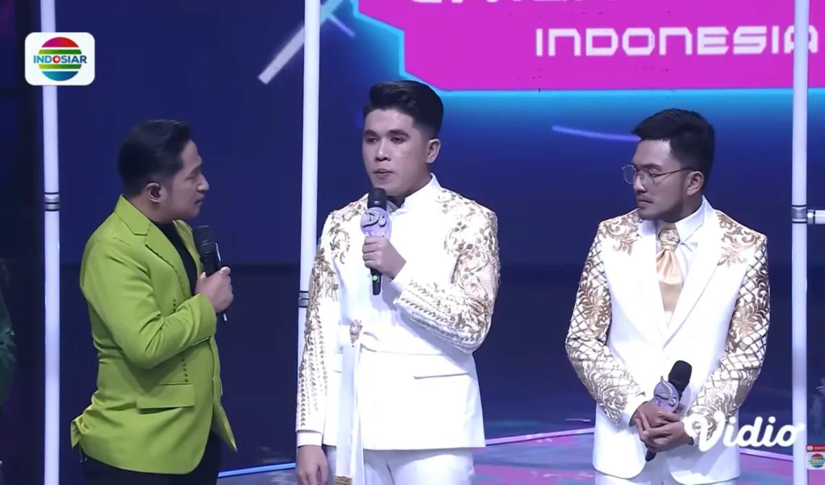 dr. Iqhbal menyebut jika sang nenek meninggal dunia karena sakit.