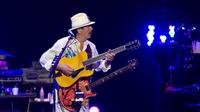 Carlos Santana (HECTOR GUERRERO / AFP)