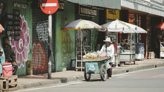 Ilustrasi kehidupan makin menantang