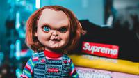 The most haunted doll that will make you shivers. (Photo: Erik Mclean/Unsplash)