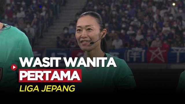 Berita Video, Yoshimi Yamashita Jadi Wasit Wanita Pertama yang Pimpin Pertandingan Kasta Tertinggi Liga Jepang