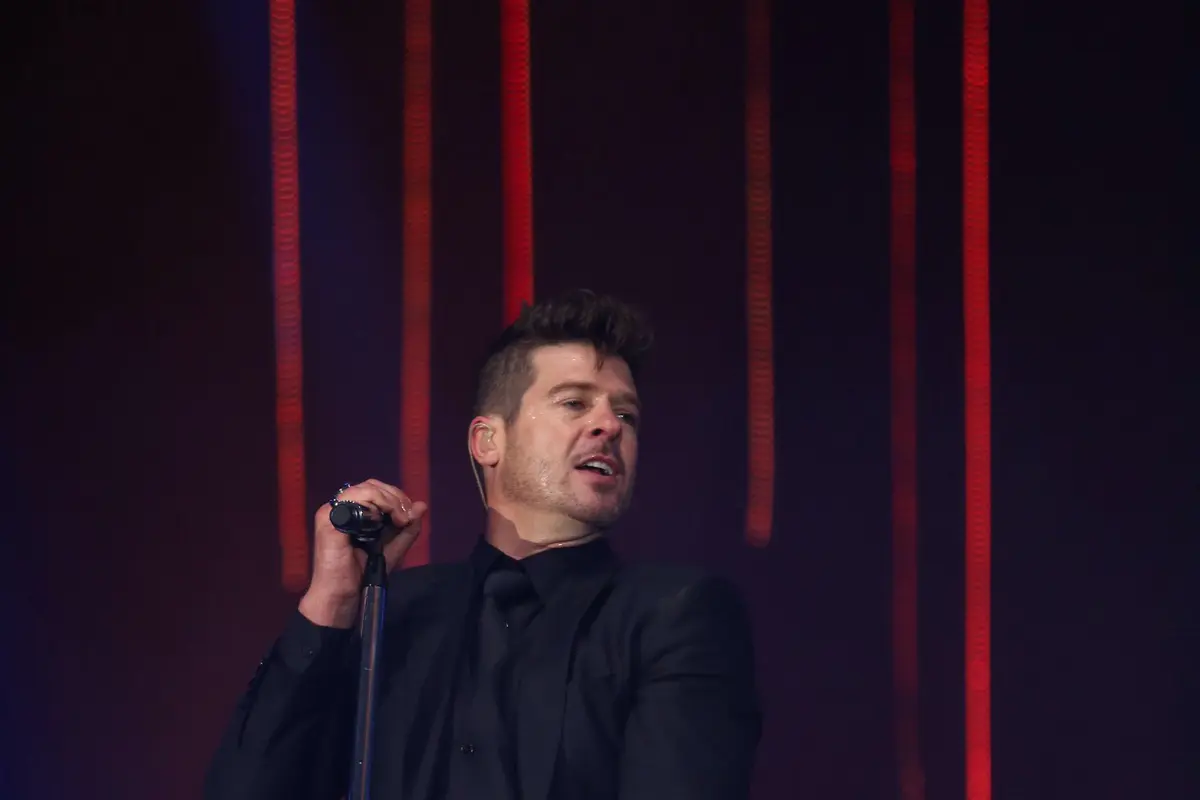 [Bintang] Robin Thicke 