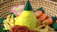 Nasi kuning./Copyright shutterstock.com