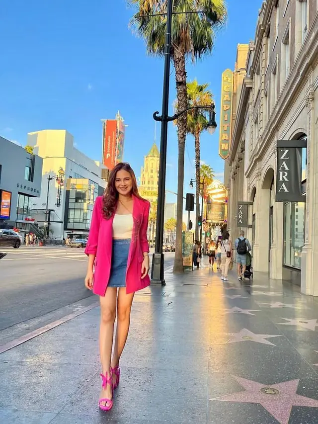 4 Gaya Outfit Santai dan Stylish Syifa Hadju Jalan-jalan di Amerika Serikat