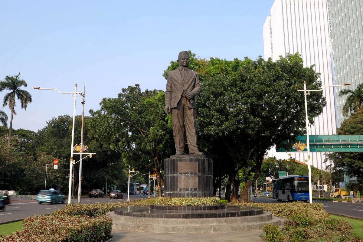 Pemprov Jakarta Akan Pindahkan Patung MH Thamrin ke Museum
